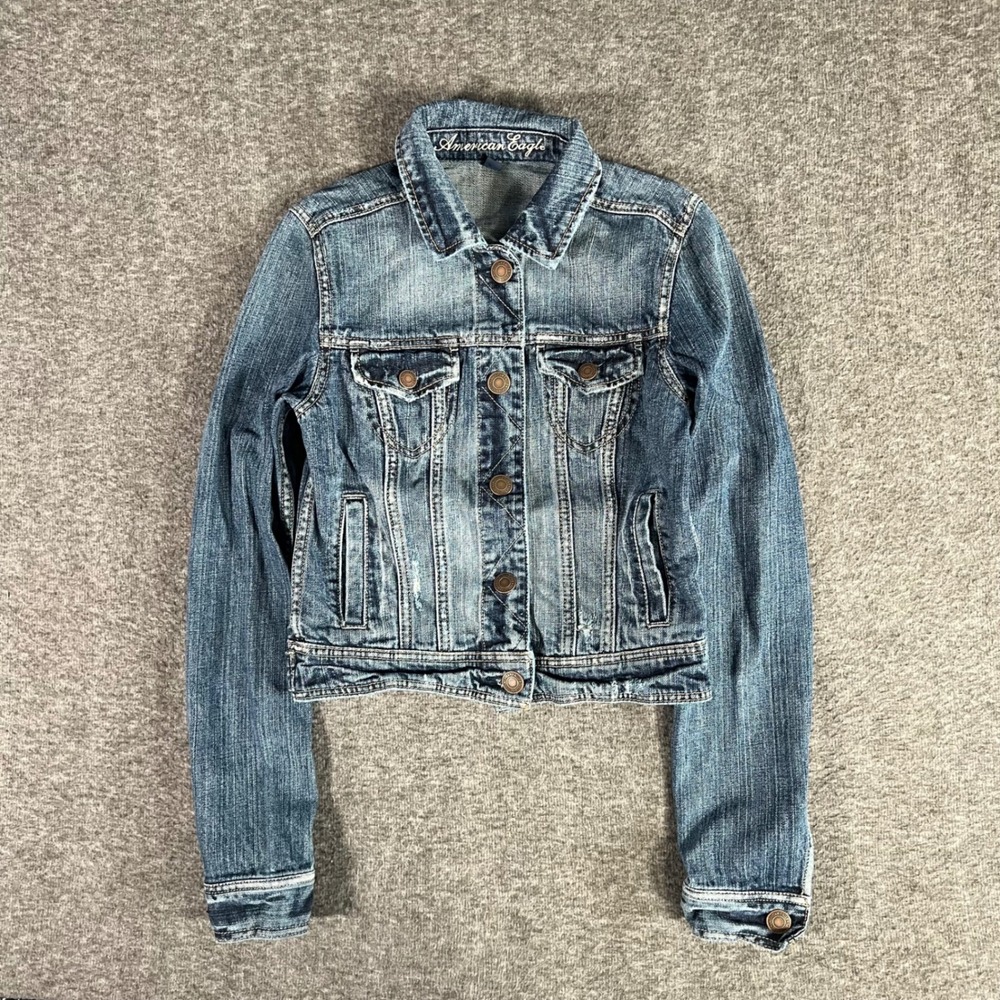 Y2K American Eagle Vintage Denim Jacket Womens Small Blue Wash Trucker Crop